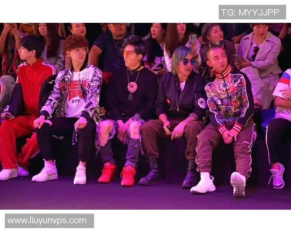 周延踢足球的激情与坚持展现了运动精神的魅力与团队合作的重要性 周延踢足球的激情与坚持展现了运动精神的魅力与团队合作的重要性